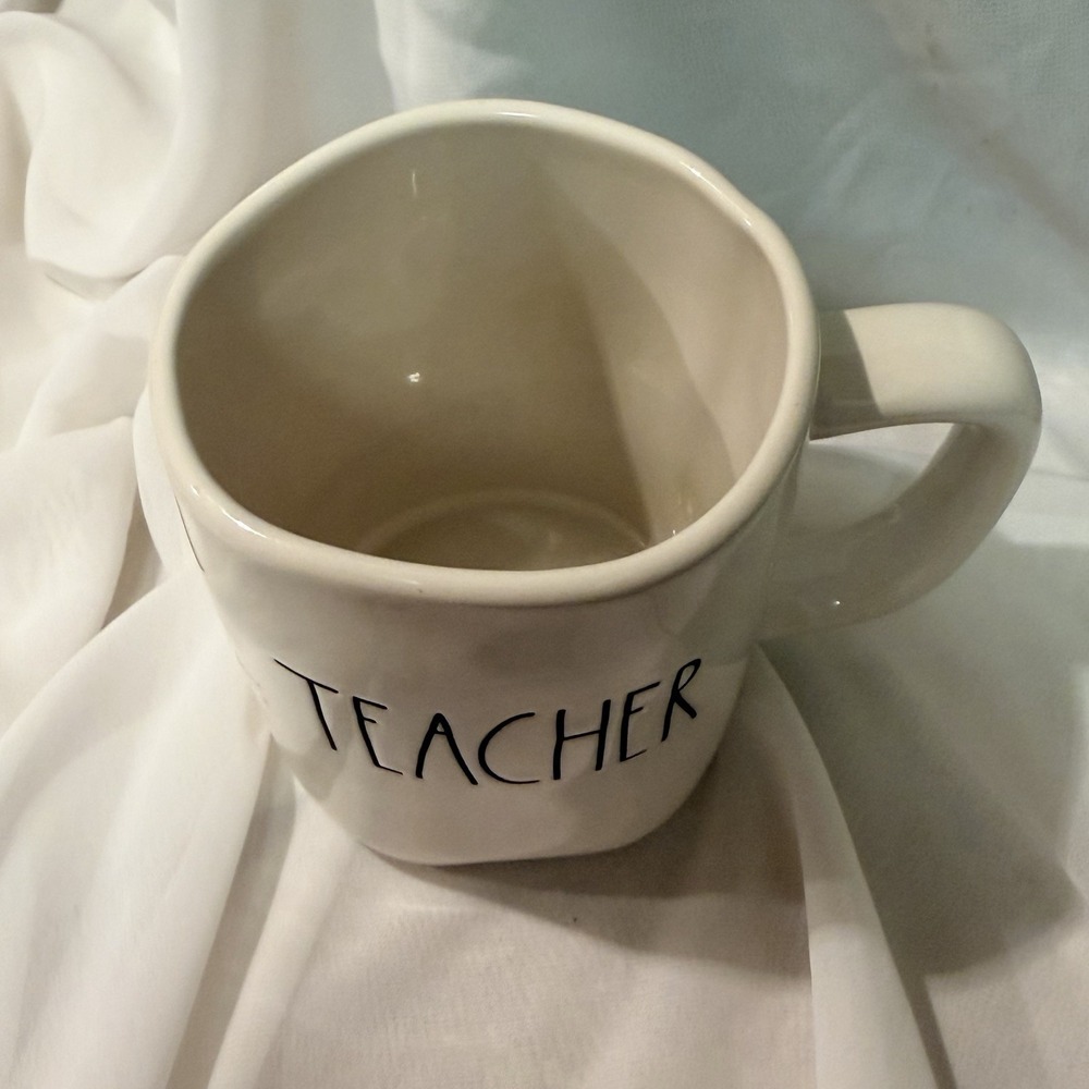 Rae Dunn Coffee/Tea/Soup Mug TEACHER Apple Gift - Picture 3 of 6